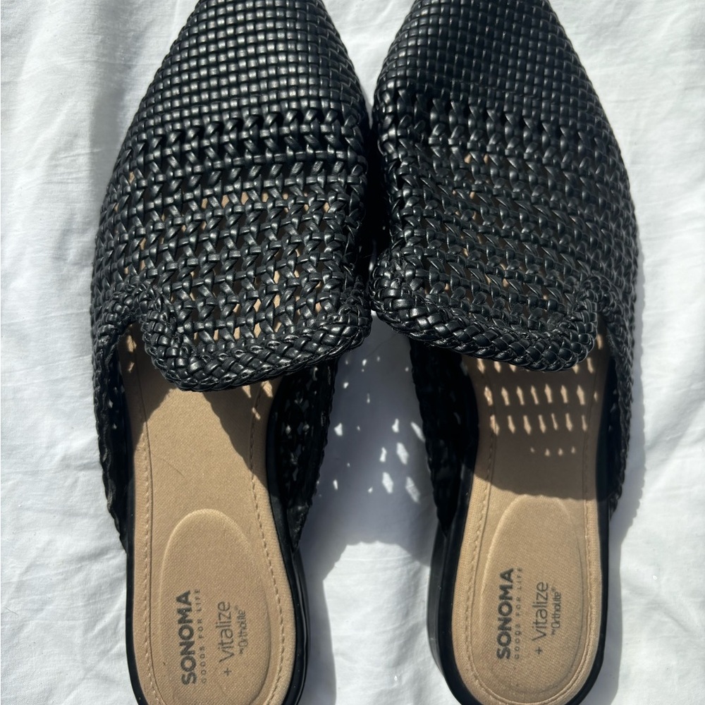 Sonoma Black Woven Flats